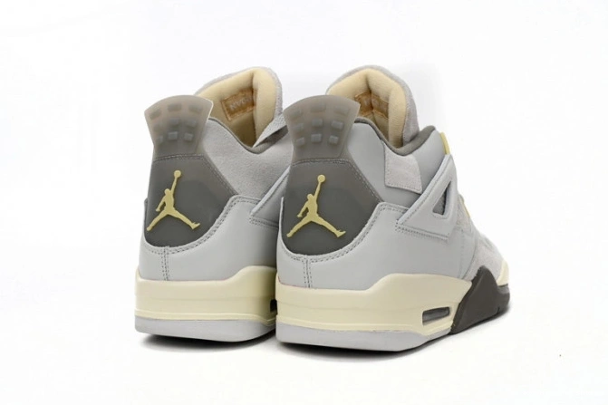 Dust SE Retro Photon DV3742-021 Craft 4 Jordan 0722